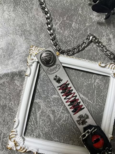 Make Your Own illusion Bracelet/Belt - Dekayed