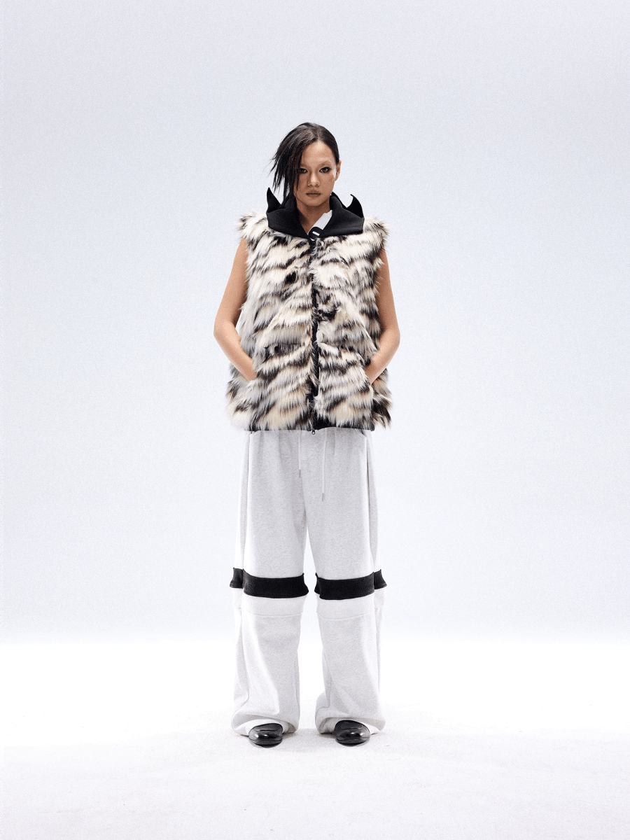 My Fantasy Series Tiger Spiked Crown Fur Vest - Dekayed