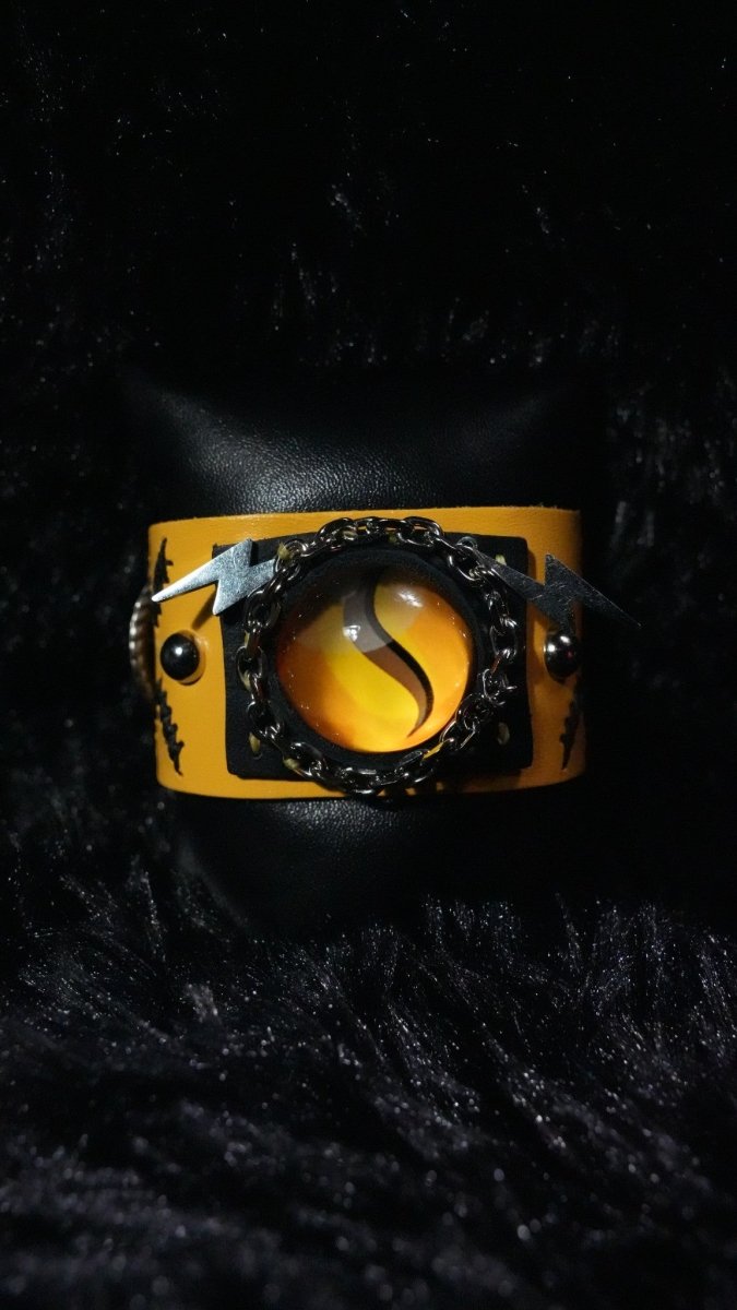 Raichu Y Mega Stone Bracelet - Dekayed