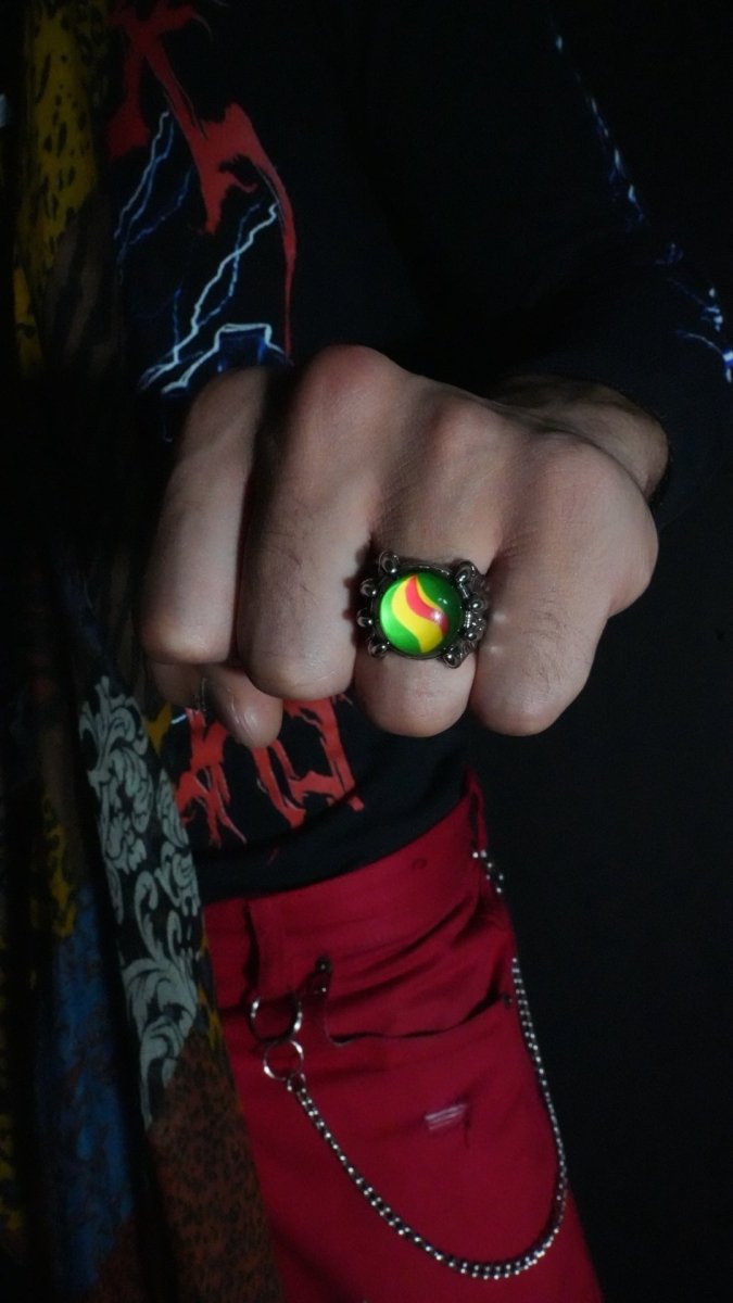 Rayquaza Megastone Ring - Dekayed