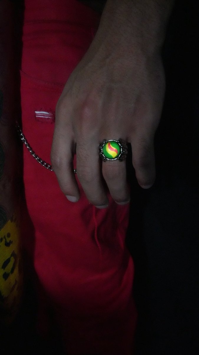 Rayquaza Megastone Ring - Dekayed