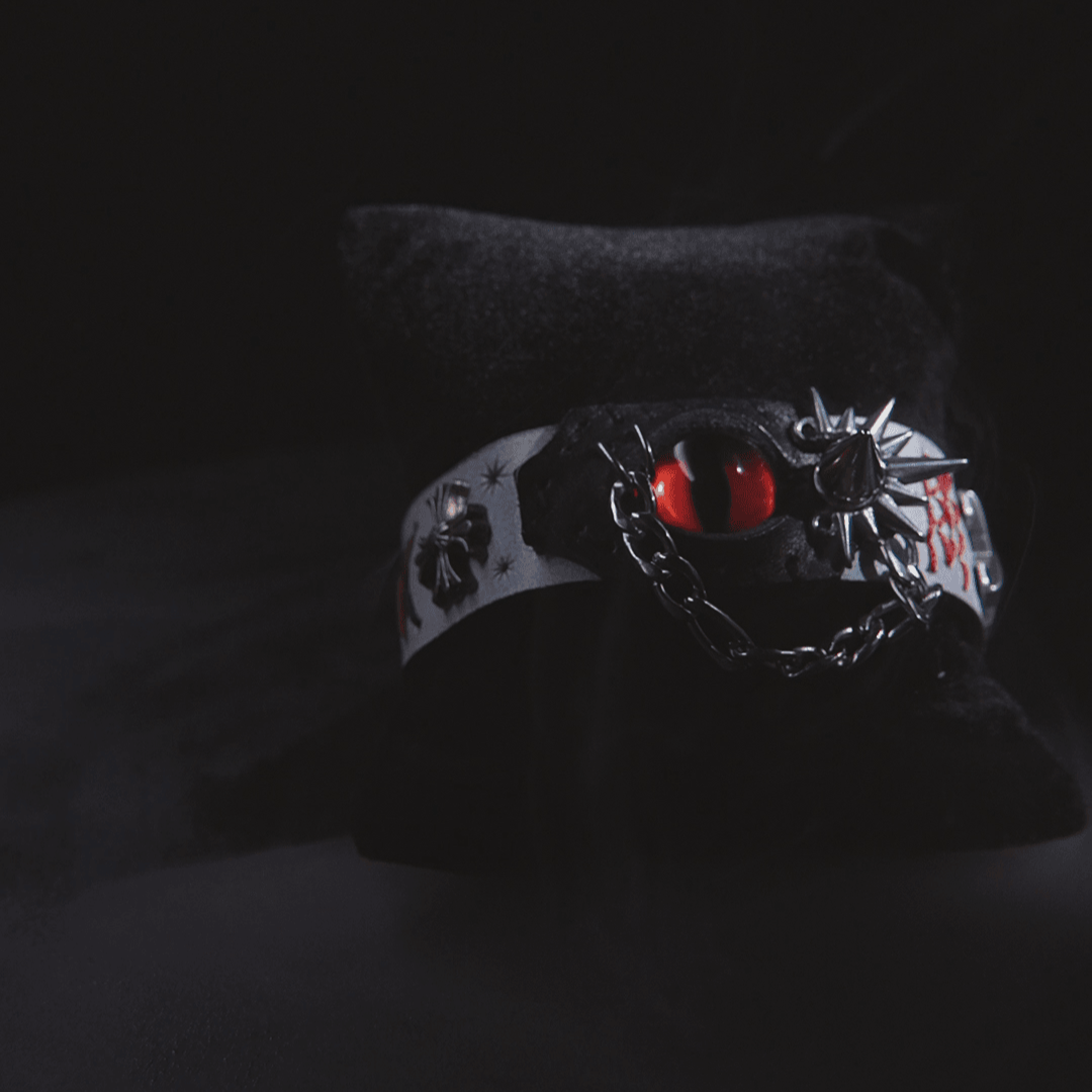 Red Chrome Dragon Eye Bracelet - Dekayed