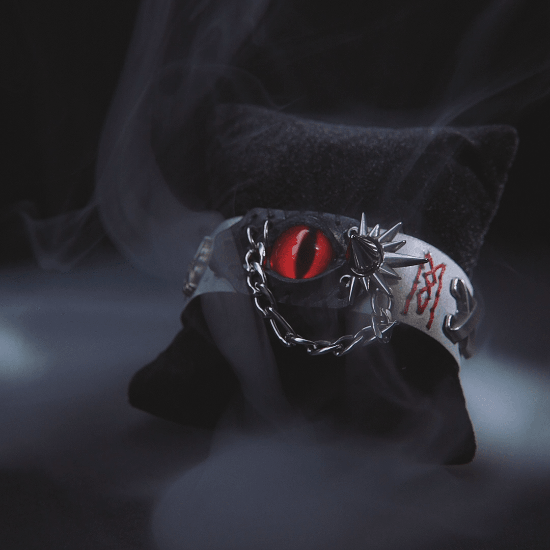 Red Chrome Dragon Eye Bracelet - Dekayed