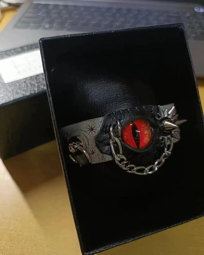 Red Chrome Dragon Eye Bracelet - Dekayed