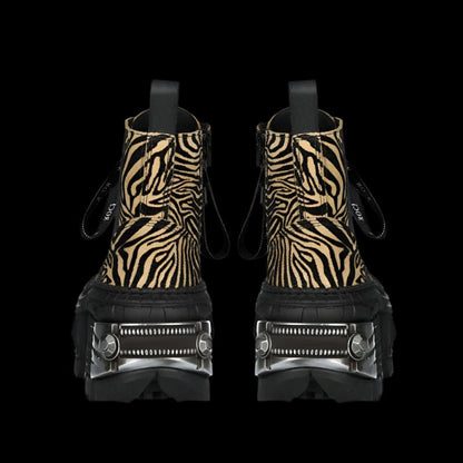 Savage Leopard Print Boots - Dekayed