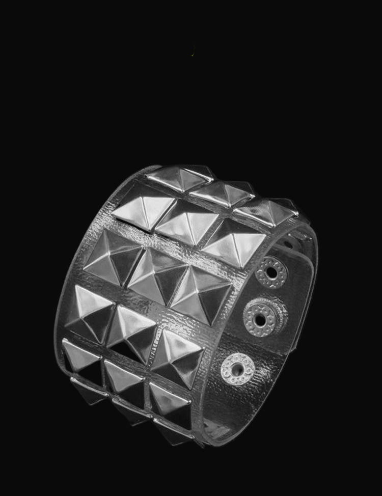 Silver Pyramid Transparent Studded Bracelet - Dekayed
