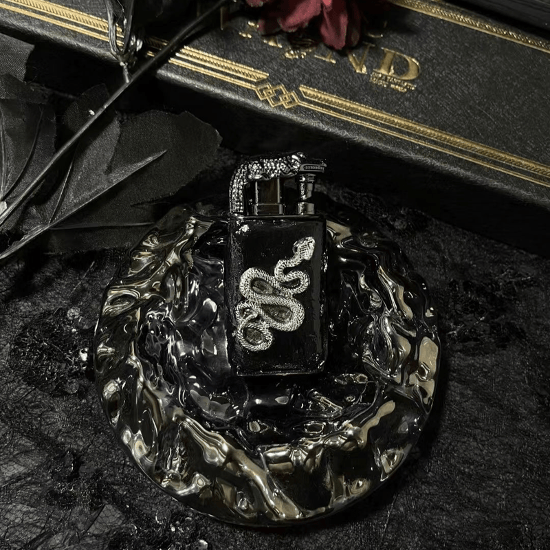 Snake Bite Lighter - Dekayed