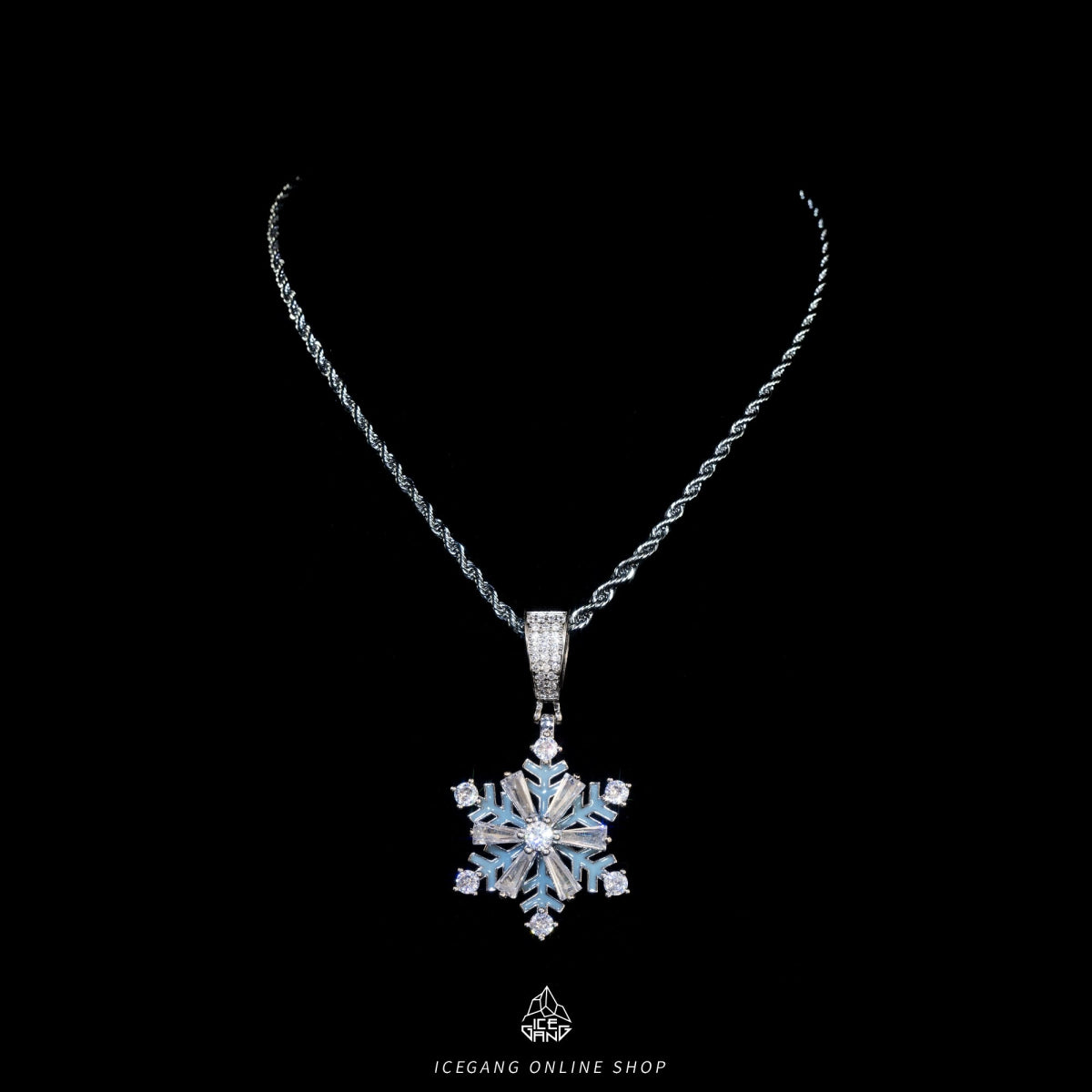 Snowflake Glow - in - the - Dark Rotatable Pendant Necklace - Dekayed