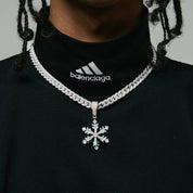 Snowflake Glow - in - the - Dark Rotatable Pendant Necklace - Dekayed