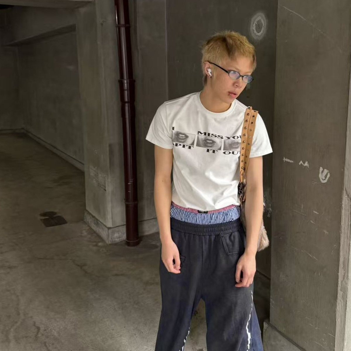 Spit Signal Tee - Dekayed