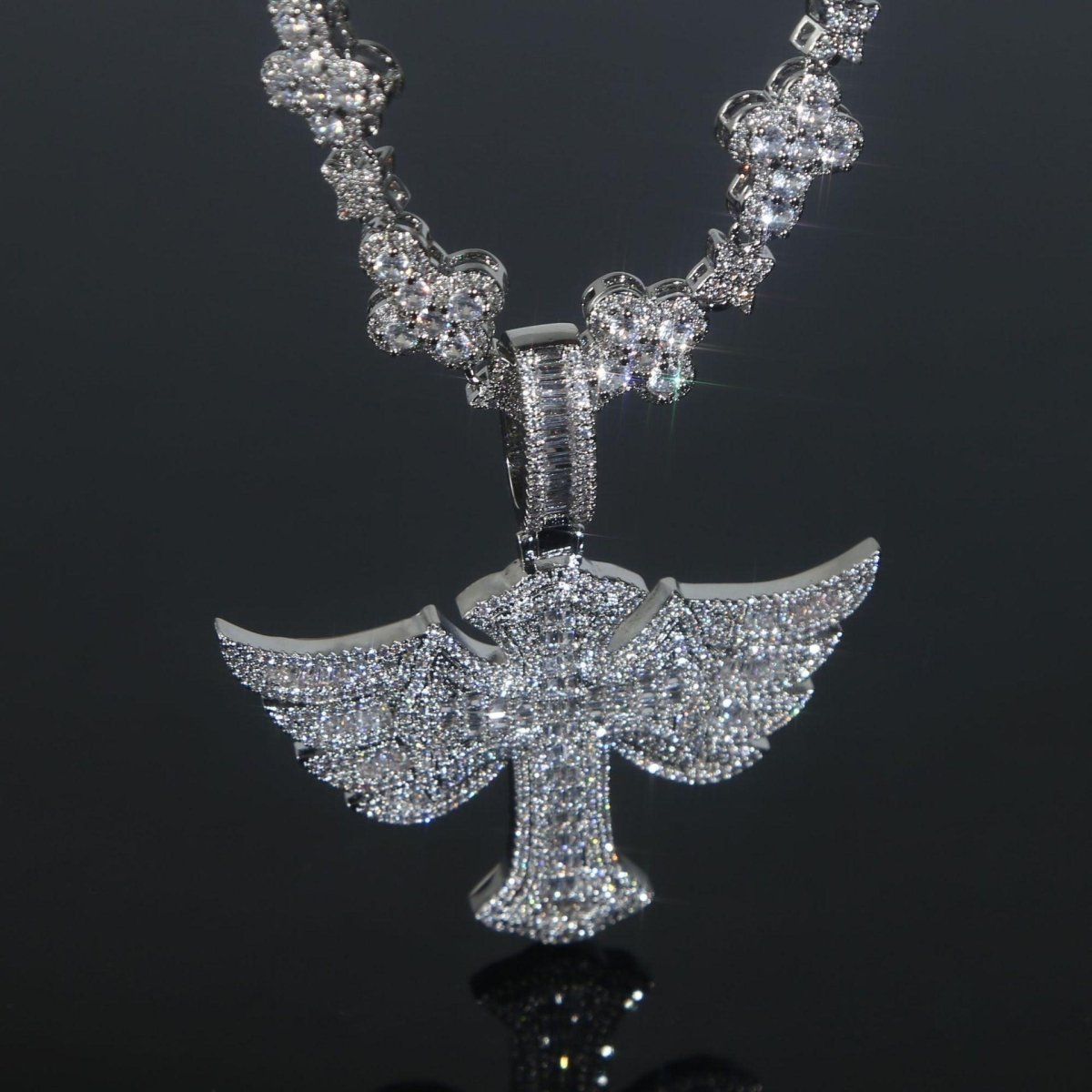 Winged Angel Zircon Diamond Necklace - Dekayed