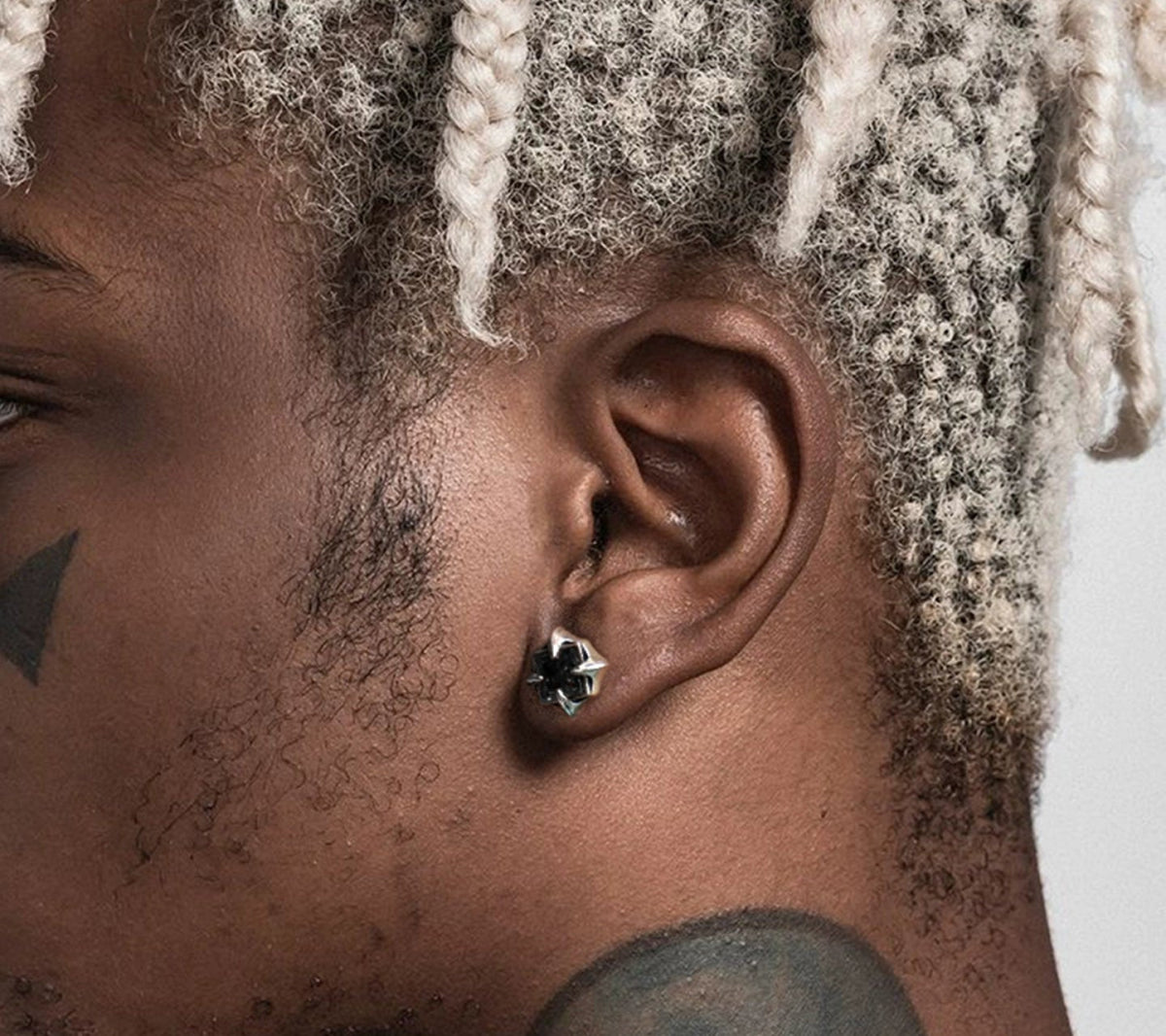 Zeus Stud Earrings - Dekayed